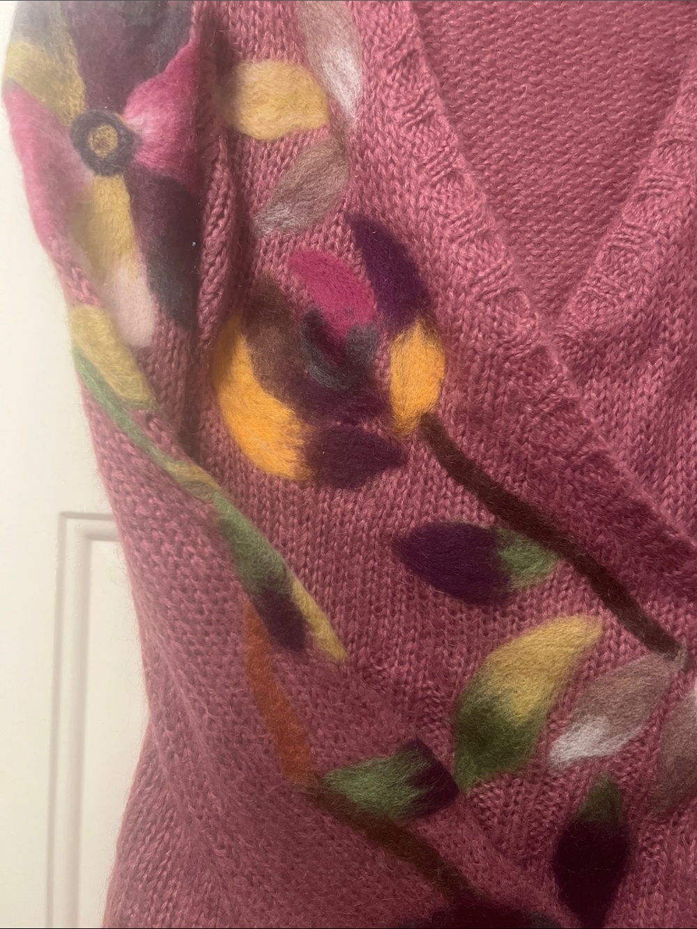 Desigual Mauve Wrap Cardigan with Multicolor Felt Floral Accents (Bin 2-80) - Picture 5 of 7
